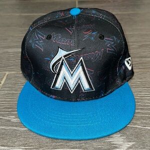 Miami Marlins Adjustable Snap Back New Era Fit Blue Bill Black Script MLB